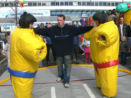 Sumo-Wrestling Verleih für Ihren Event - Klicken Sie hier nicht sondern warten sie bis die Seite sich neu lädt